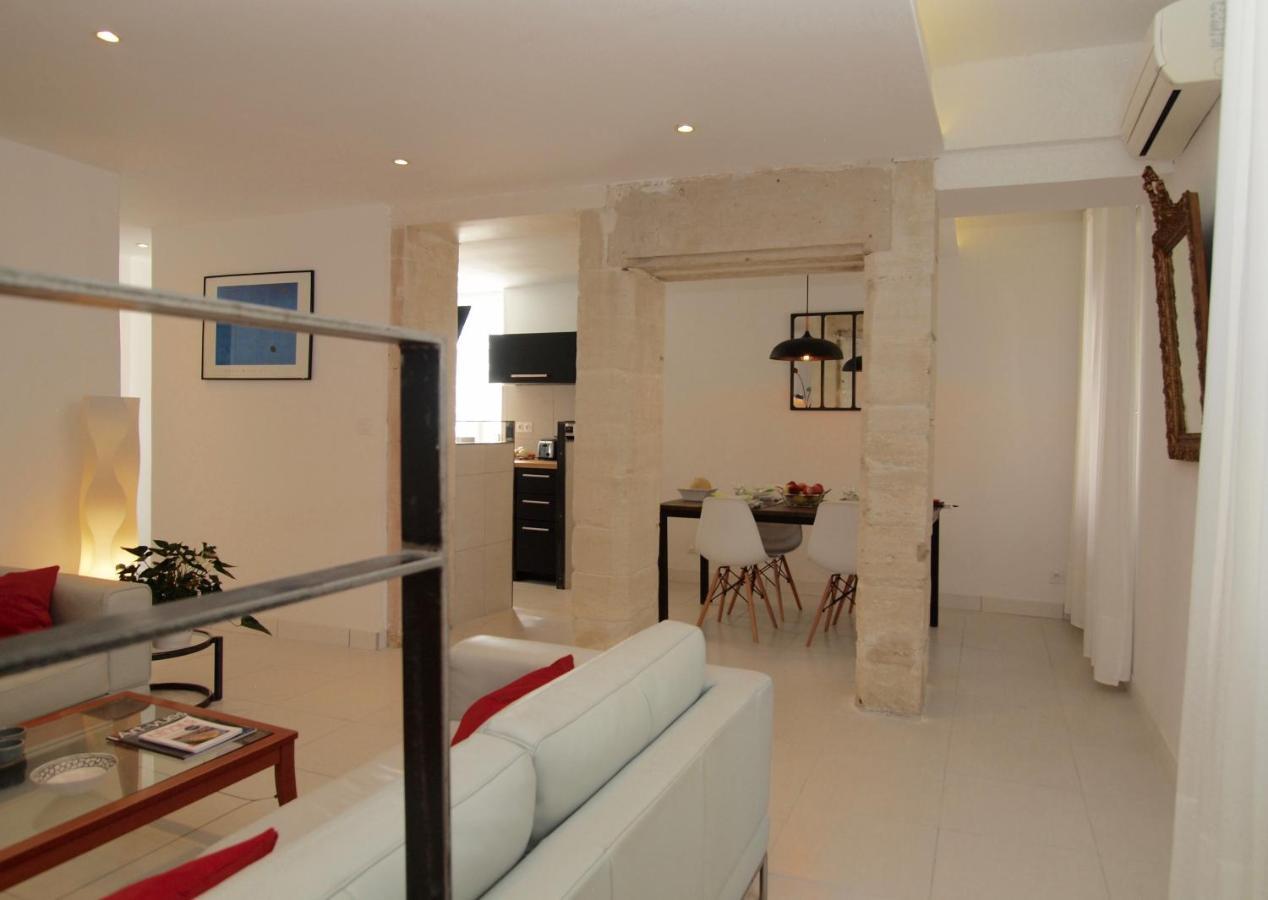 Le 26 Daire Nîmes Dış mekan fotoğraf